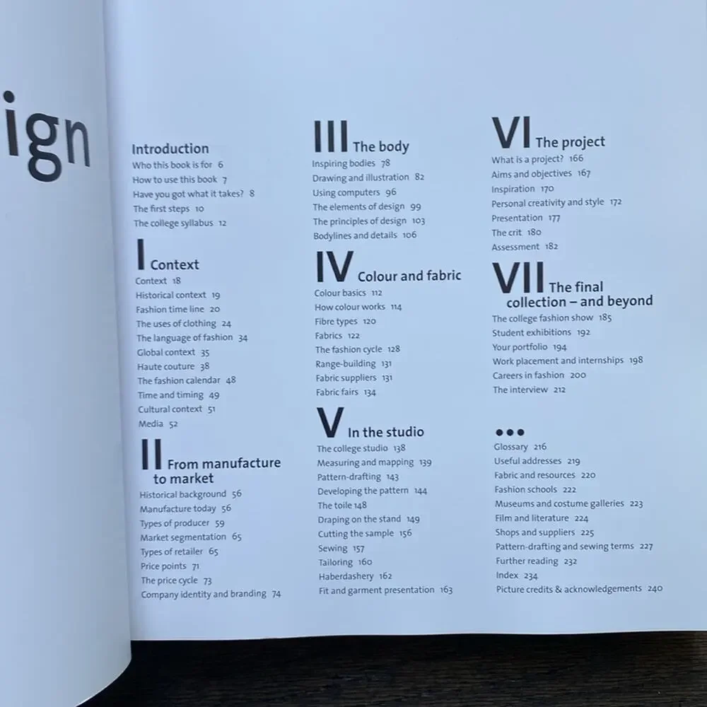 Fashion Design Book by Sue Jenkyn Jones - Picture 3 of 3